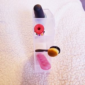 2 Clear Pencil Holders. NWT.